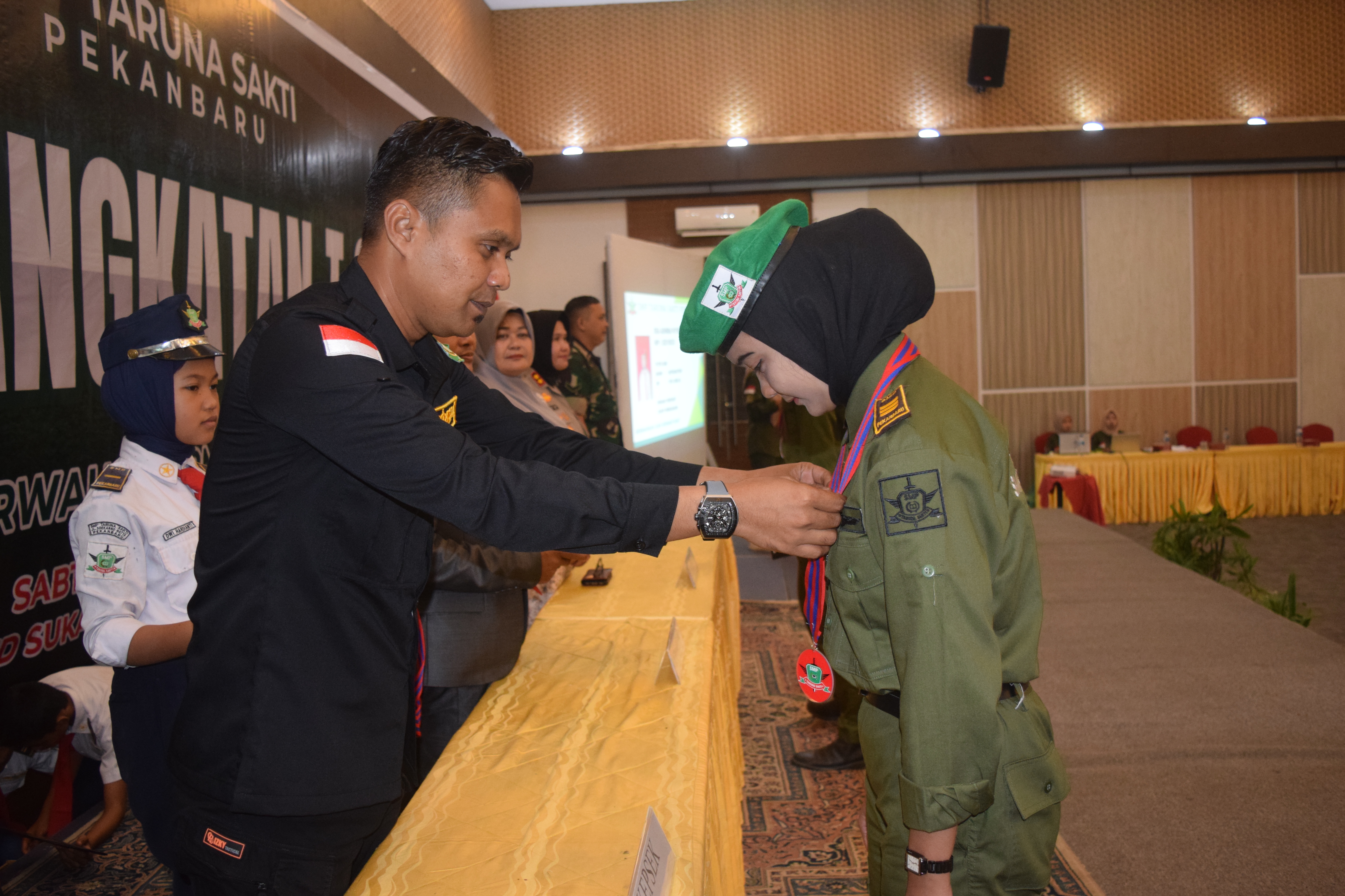 Prosesi Pengukuhan Purna praja TS 01